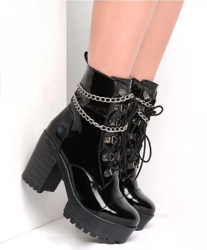 Chain Detailed patent Boots