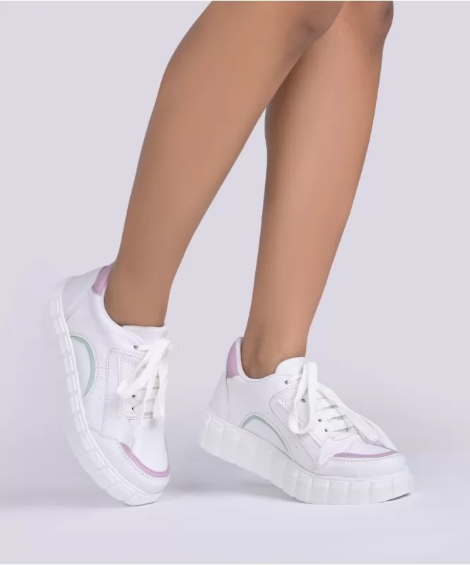 White chunky sneakers 