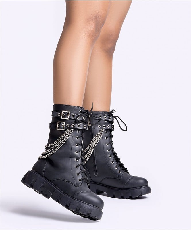 Layered chain black boots