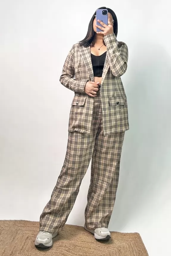 Set Of-2 Beige Checkered Full Sleeves Blazer With Trouser