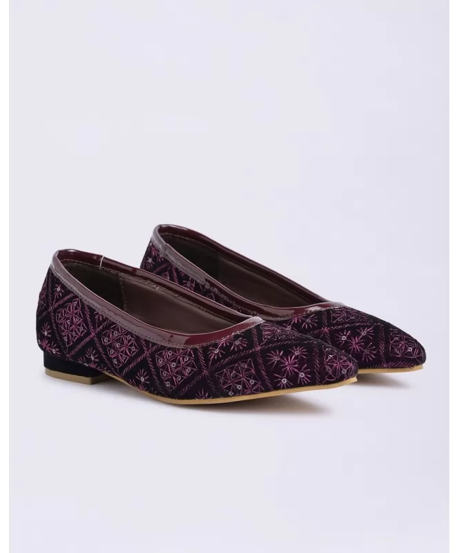 Best Deals 2 for 999 Women s Shoes at SSS Online. Shop the Latest Women s Heels and Get 2 Pairs for Rs.999 Street Style Store Street Style Store SSS